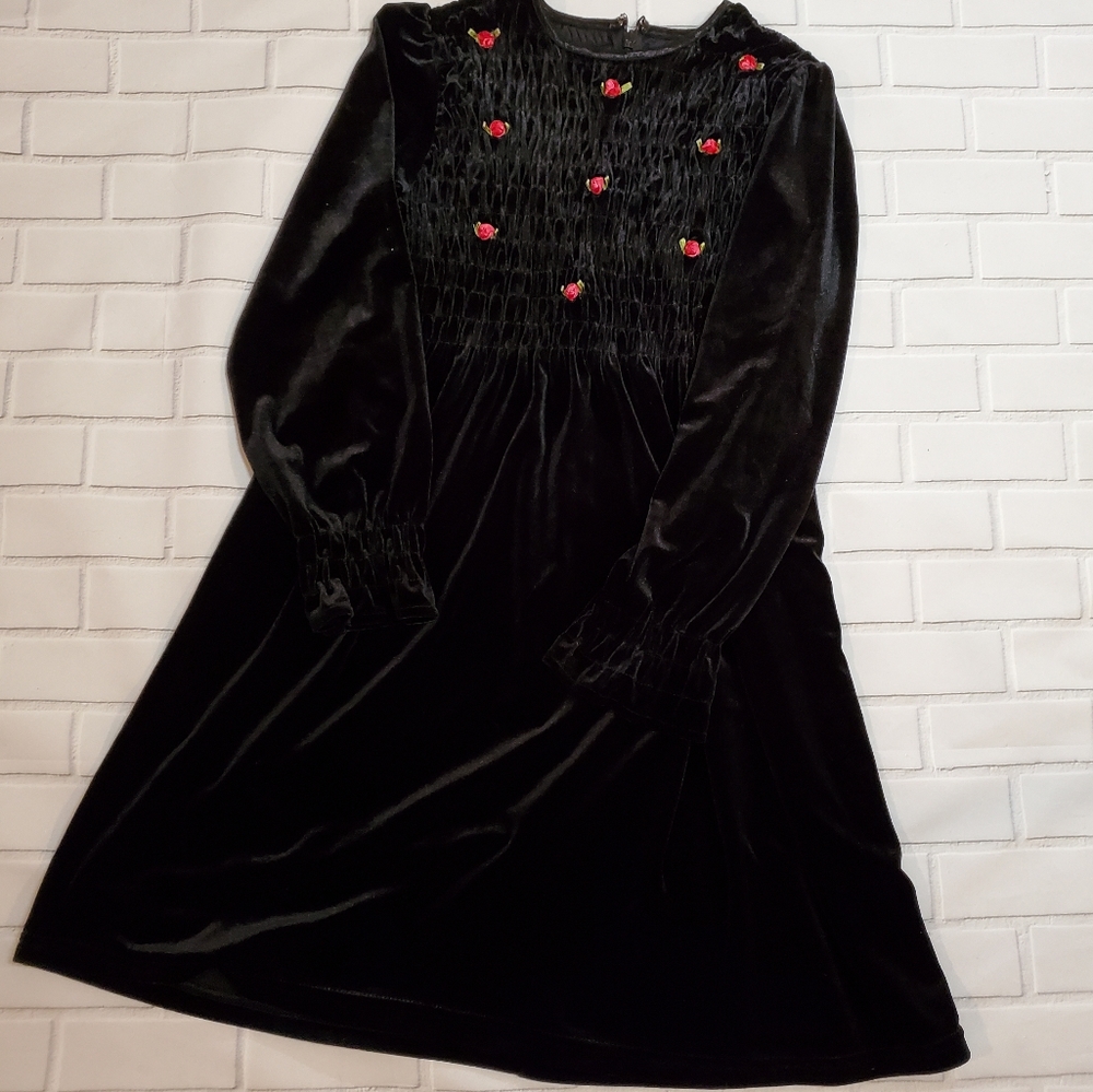 Children's Place faux black velour dress 6x/7